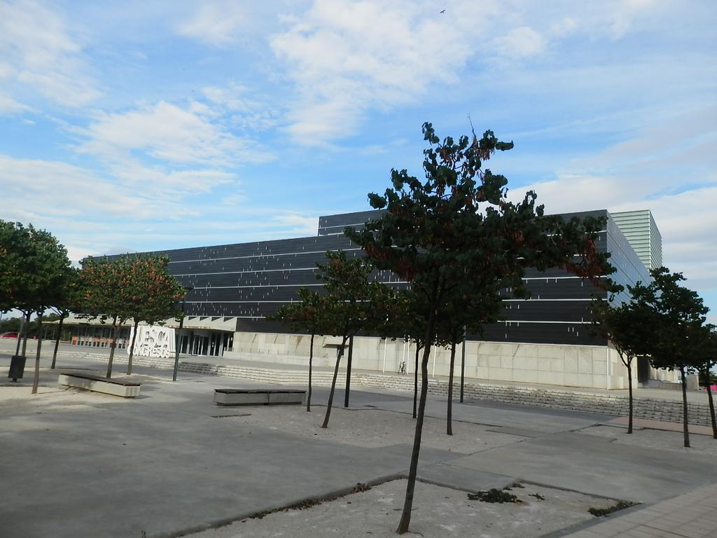 Acogedor Apartamento En Huesca Extérieur photo